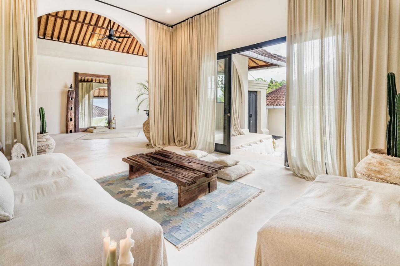 Casa Diola Villa Canggu Екстериор снимка